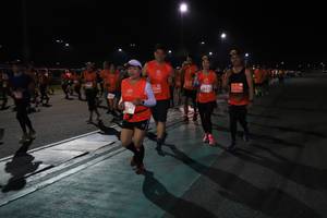 BIB: 2760, 21716
                            <button type="button" onclick="openModal(10599747)" class="btn btn-primary btn-sm float-right btn-popup" data-toggle="modal" data-target=".modal-high-quality">
                        <i class="fas fa-shopping-cart"></i> Add to Cart
                    </button>
                                            <button type="button" onclick="isThisMe(10599747, true)" class="btn btn-success btn-sm float-right btn-popup btn-isme hidden" data-toggle="tooltip" data-placement="bottom" title="นี่คือรูปของคุณใช่ไหม คลิกที่นี่เพื่อเอาเข้าอัลบั้ม">
                        <i class="fas fa-plus"></i> Add to album
                    </button>
                    <button type="button" onclick="isThisMe(10599747, false)" class="btn btn-warning btn-sm float-right btn-popup btn-isnotme hidden">
                        <i class="fas fa-ban"></i> Remove from album
                    </button>